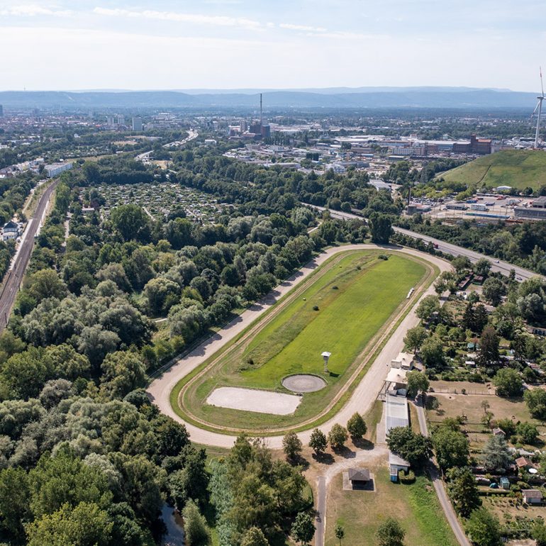 Pferderennbahn in Karlsruhe Knielingen