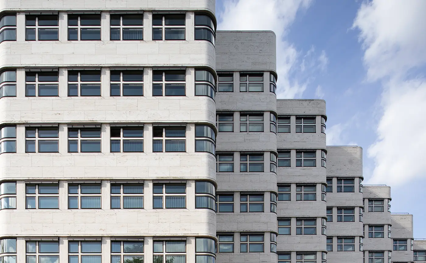 Shell-Haus in Berlin von Emil Fahrenkamp